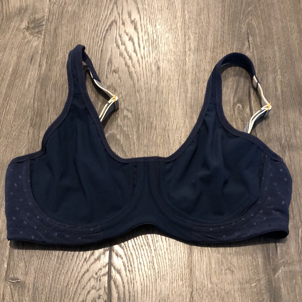Lululemon bra 32C